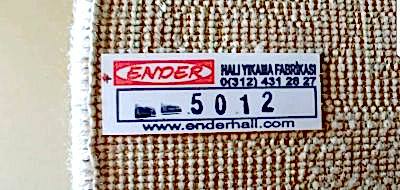 Adresinizden alınan halılar karışmaması için numaralandırılarak bilgisayara kaydı girilir. Adresinizden alınan halılar karışmaması için numaralandırılarak bilgisayara kaydı girilir.